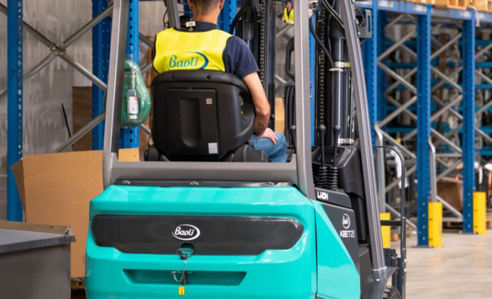 Baoli introduce la serie de carretillas elevadoras eléctricas KBET 15-20Li - Imagen